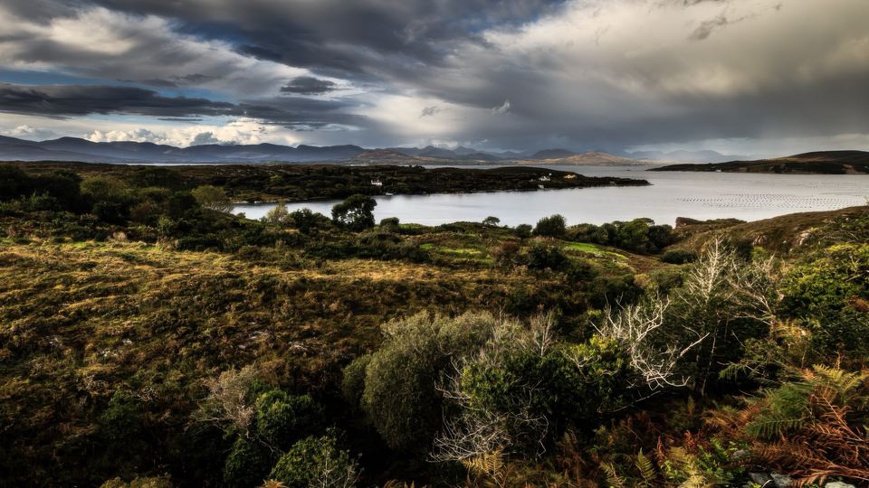 Reenkilla Bay in Irland im Herbst